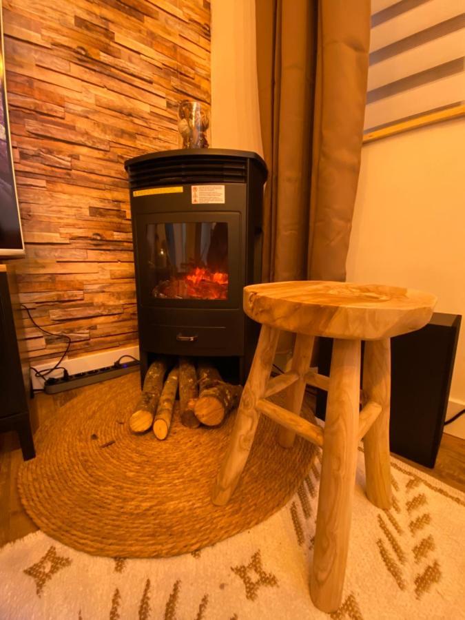 Super Appartement T2 Proche Gare Санс Экстерьер фото